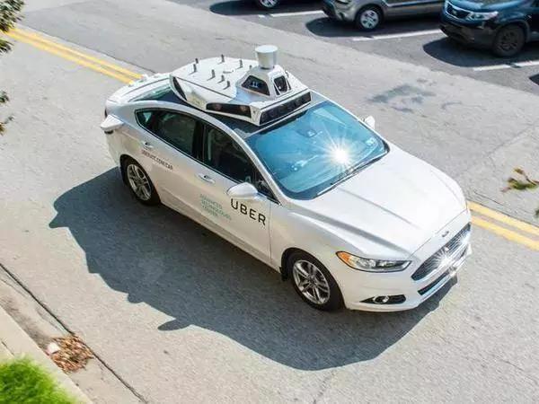 無人駕駛汽車